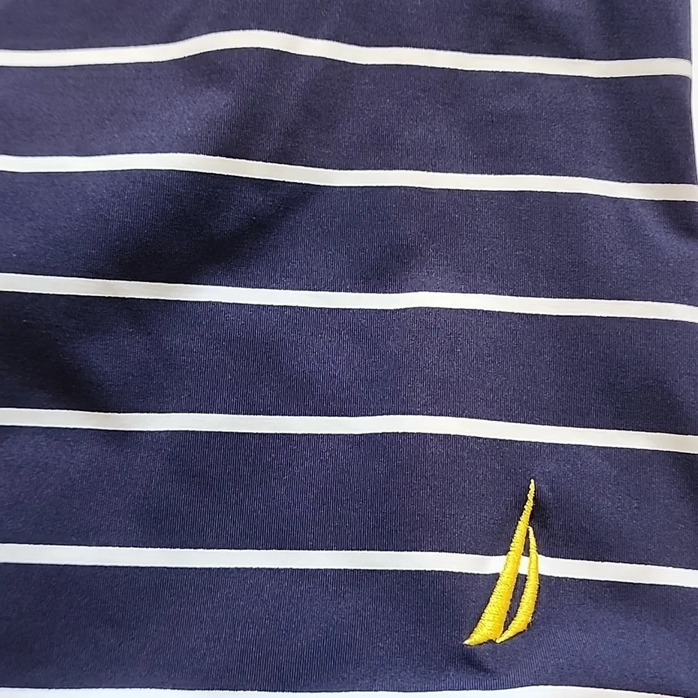 Nautica Women's Cross Back One Piece Swimsuit. Size XL - Image 6