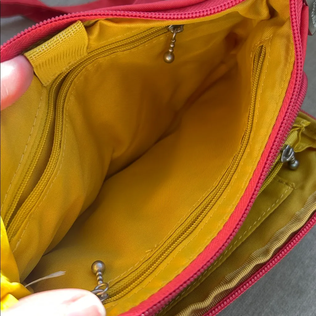 Baggallini coral color utility nylon crossbody bag wallet organizing tourist - Image 3