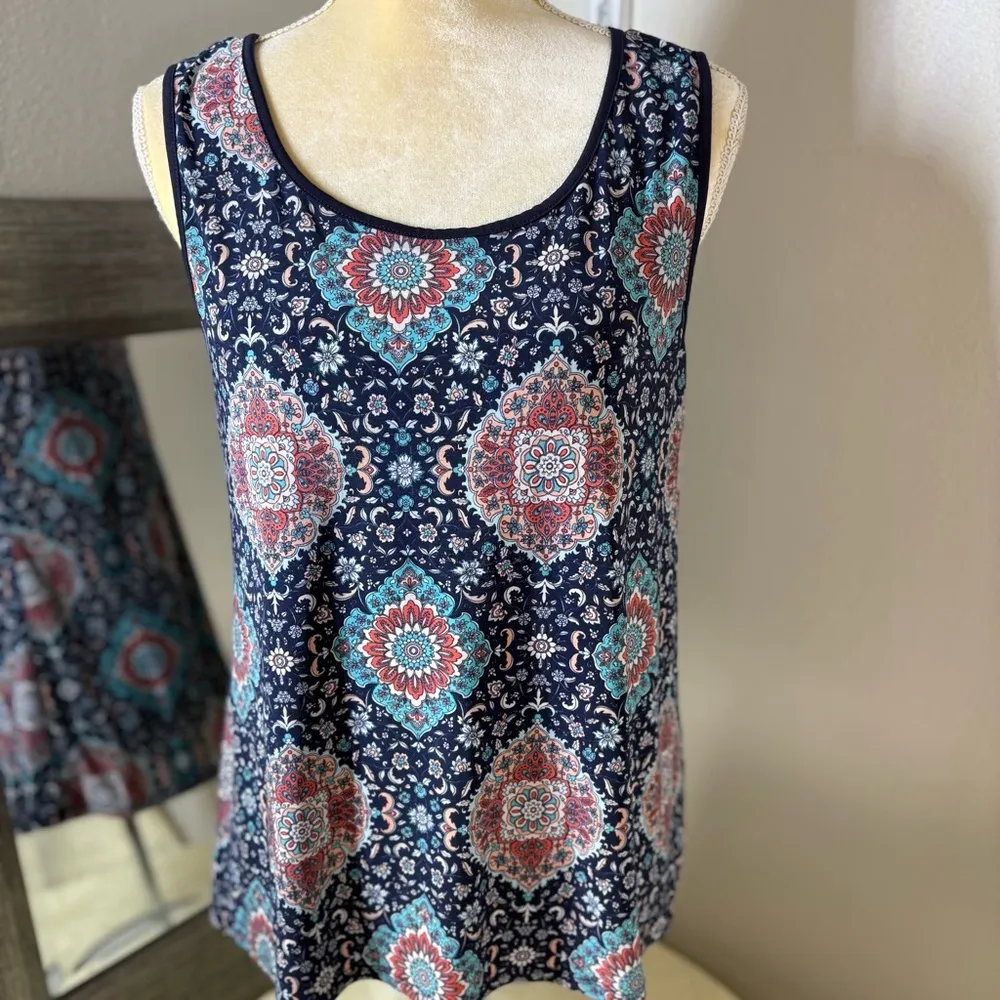 Agenda Blue Medallion Print Tank Top Size M - Image 10