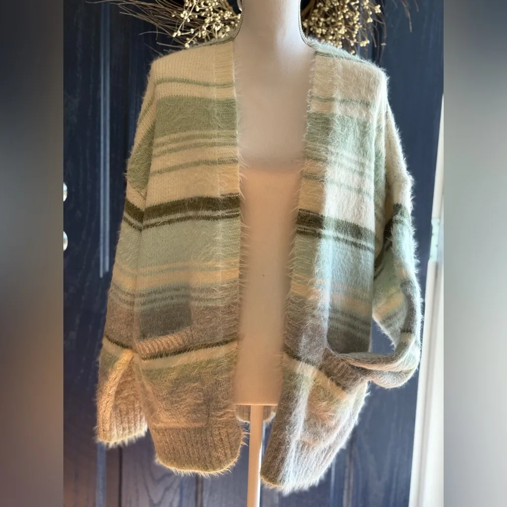 AE Whoa So Cozy Fuzzy Cardigan Striped Gray Green Blue size Small NWT - Image 2
