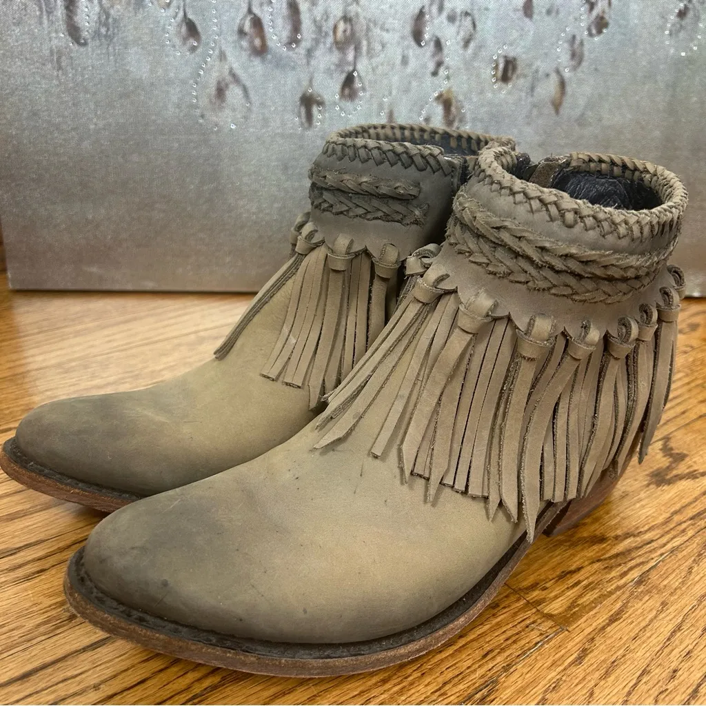 LIBERTY BLACK Alice Vegas Tan Suede Fringe Western Ankle Boots Size 9 - Image 5