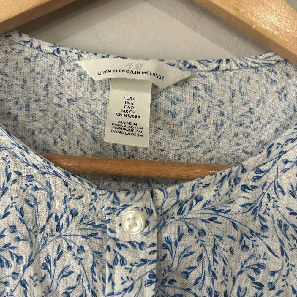 H&M Linen Blend Balloon Sleeve Blouse Women’s Small White Blue Floral Romantic - Image 5