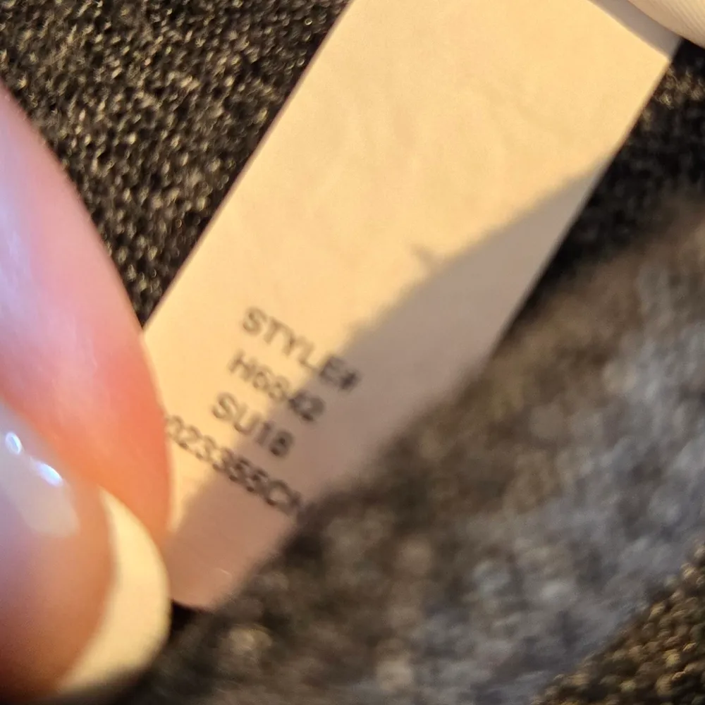 MADEWELL Gray Horizon V-Neck Short Sleeve Soft size small - Image 9