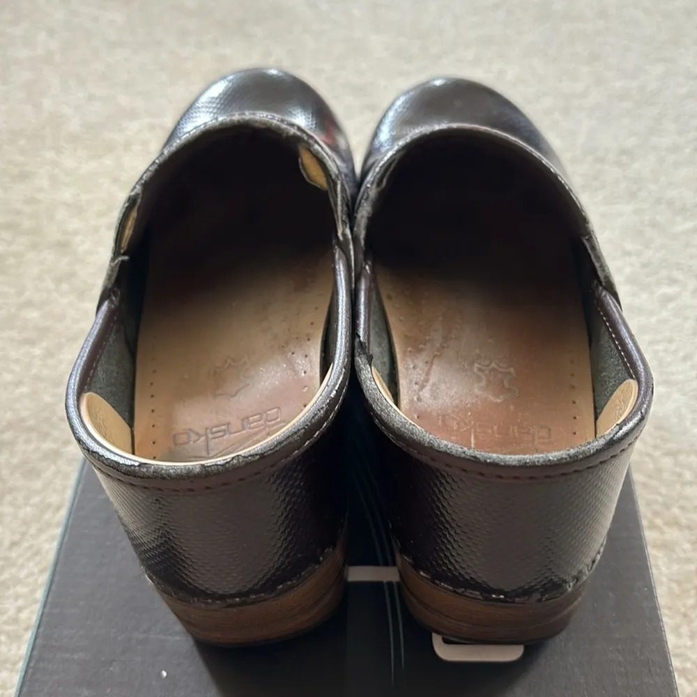 Dansko professional embossed dot clogs - Image 4