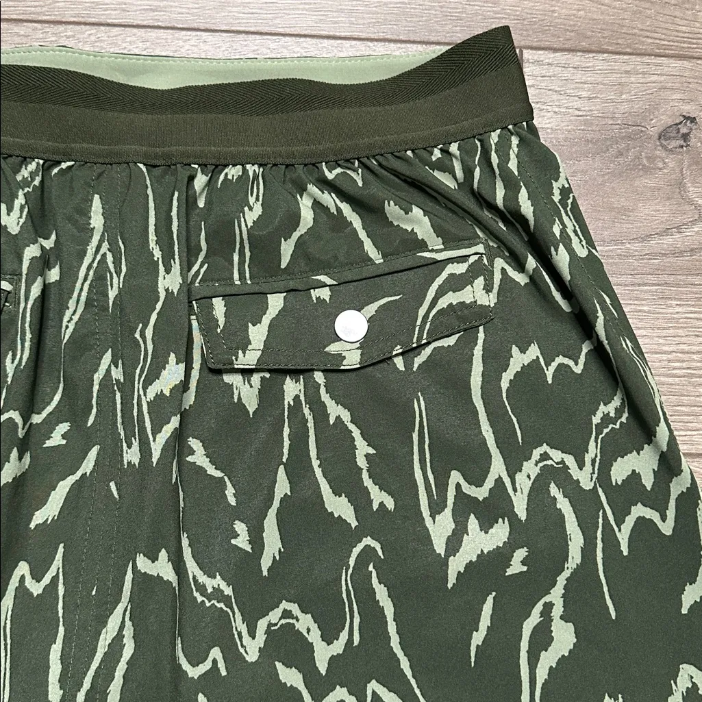Athleta Vienna Cargo High Rise Skirt Skort Voyage Eucalyptus Olive Green Size 8 - Image 4