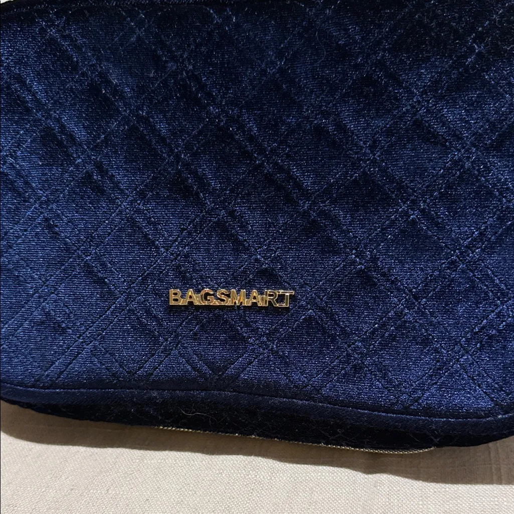 BAGSMART Navy Quilted Women's Jewlery Bag Blue - Image 3