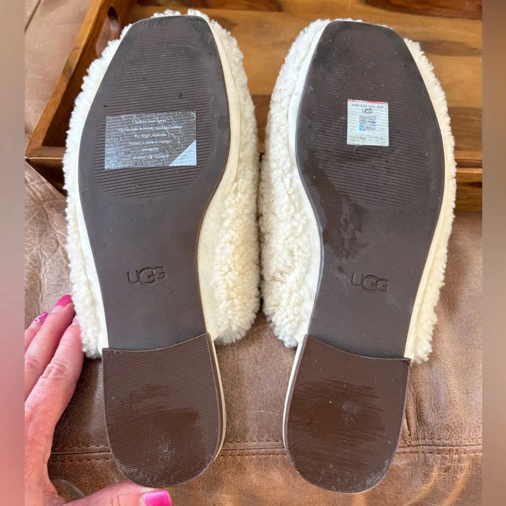 UGG Janaya Cozy Sherpa Mule Slide - Image 7