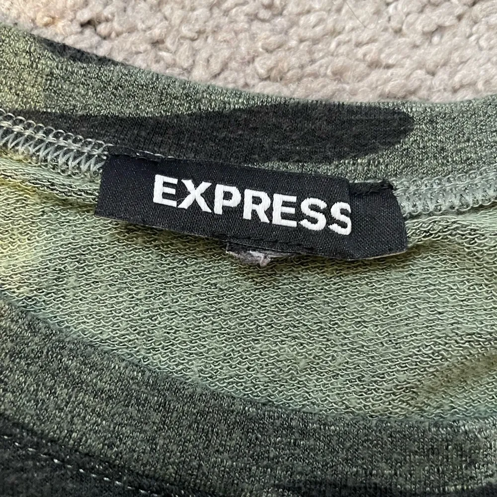 EXPRESS Camo Print Scoop Neck Cropped Long Sleeve Sweater- SEE MEASUREMENTS - Image 4