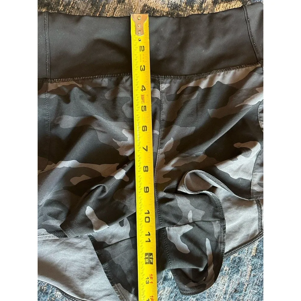 Athleta Lined Athletic Shorts Black Gray Camouflage Women’s Size Small - Image 7