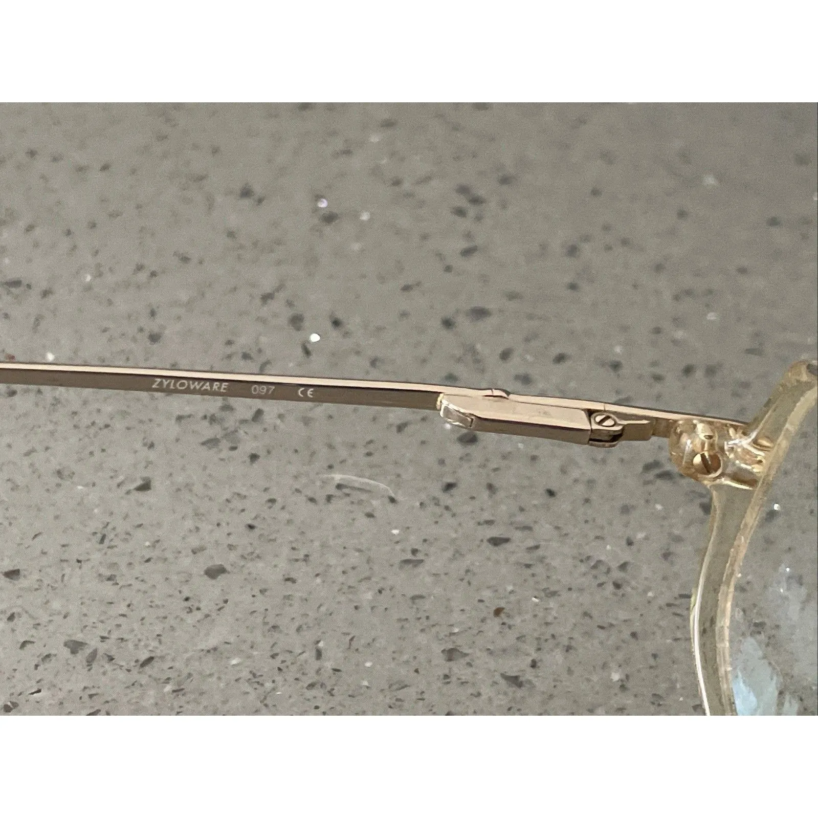 Gloria Vanderbilt 751 Eyeglass frames only Zyloware 097 55-14-140mm Full rim VTG - Image 8