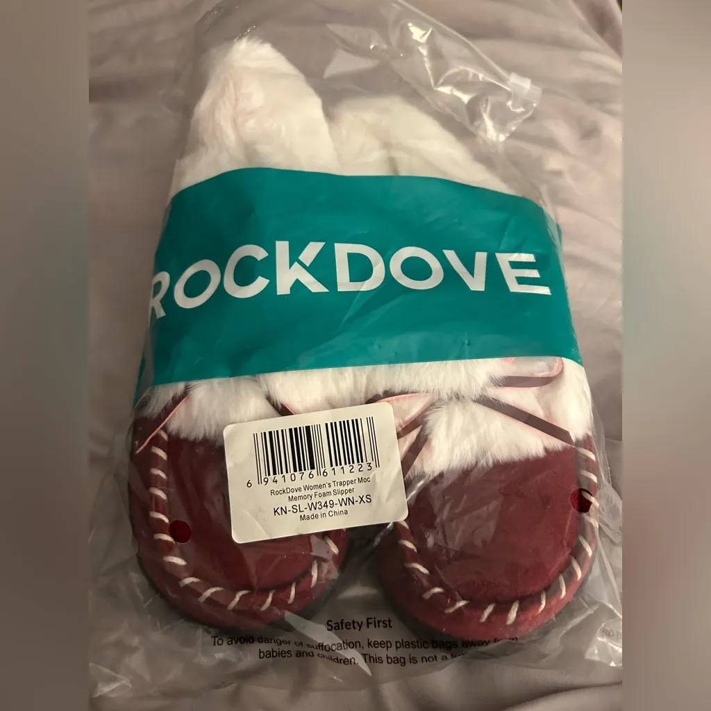 NEW RockDove Trapper Moc Memory Foam Slippers 5 - Image 5