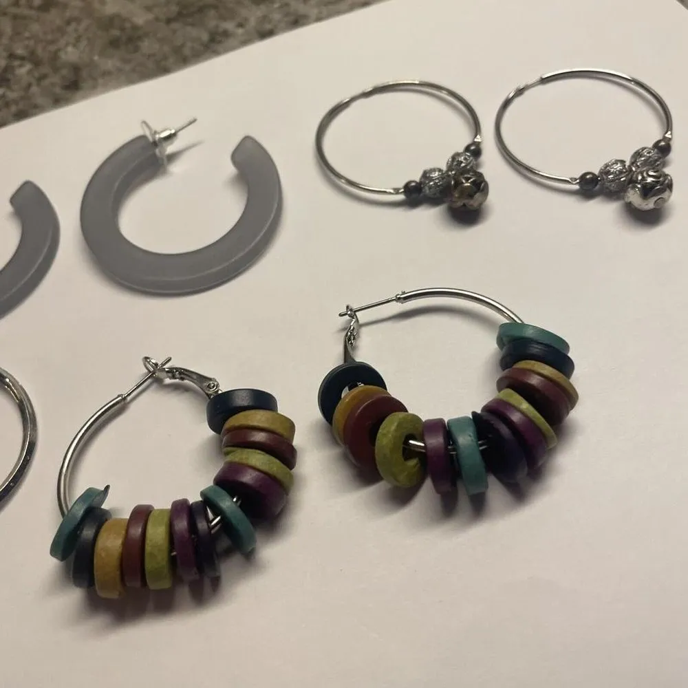 Lot Of 4 Variety of Costume Jewelry Earrings Pierced Hoops - Image 3