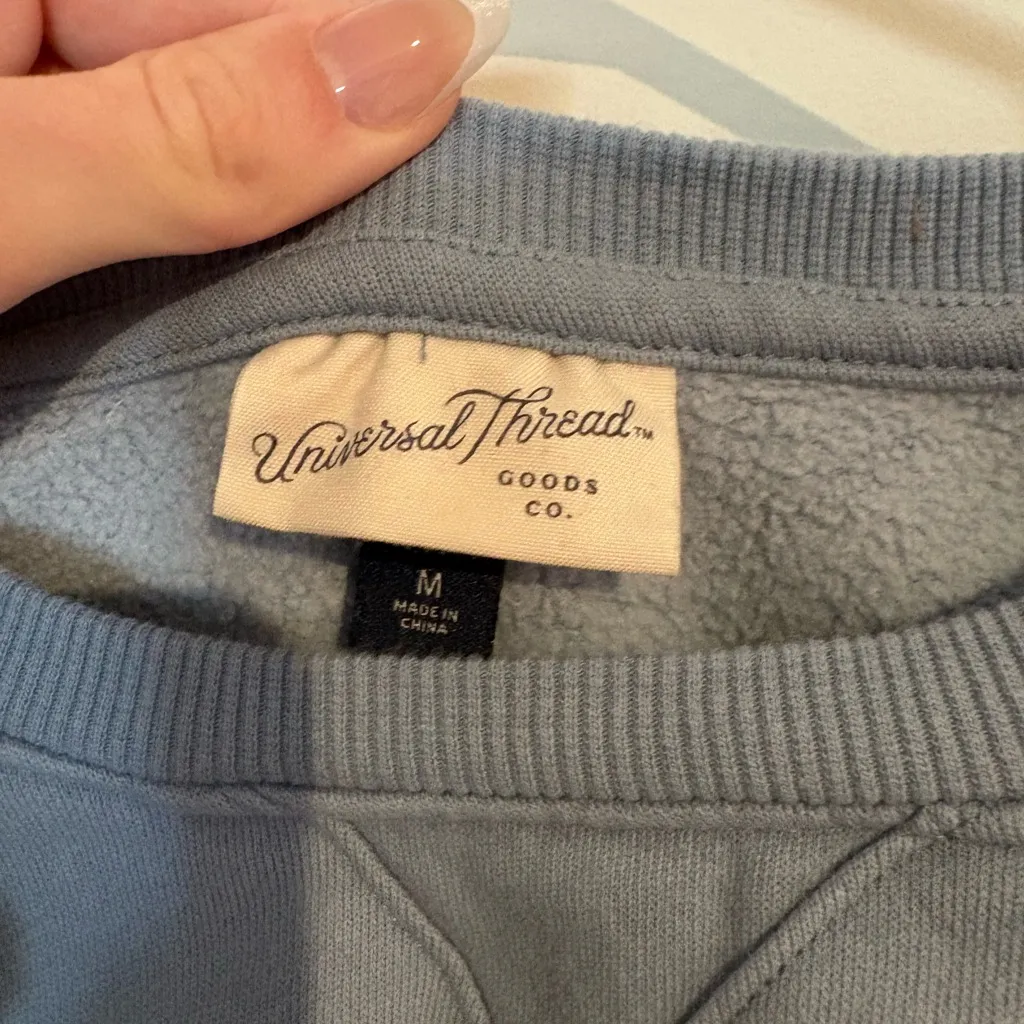 Universal Thread Blue Graphic Crew Neck Sweater - Image 2