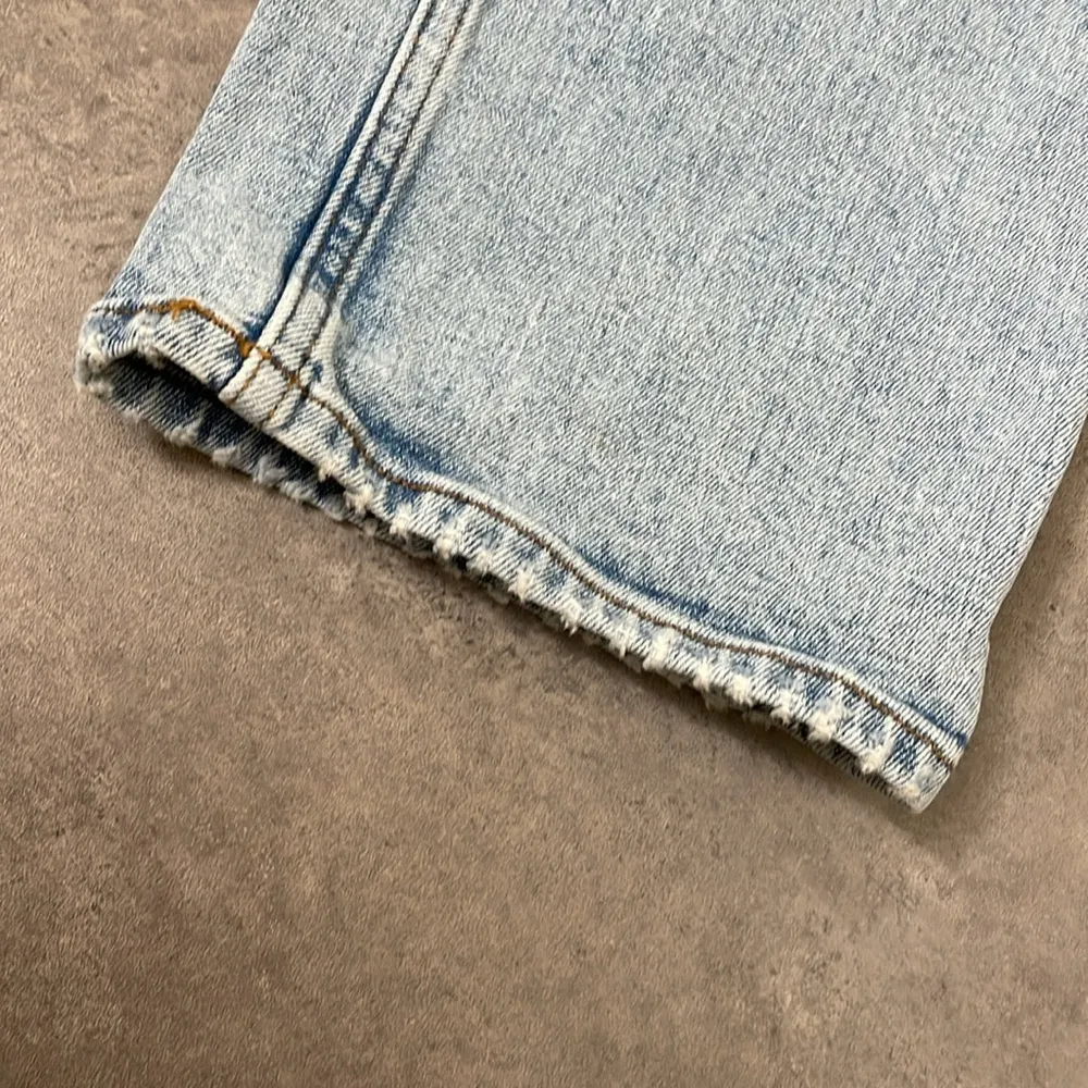 Abercrombie Ultra High Rise Curve Love 90s Slim Straight Jeans Size 33/16 - Image 4