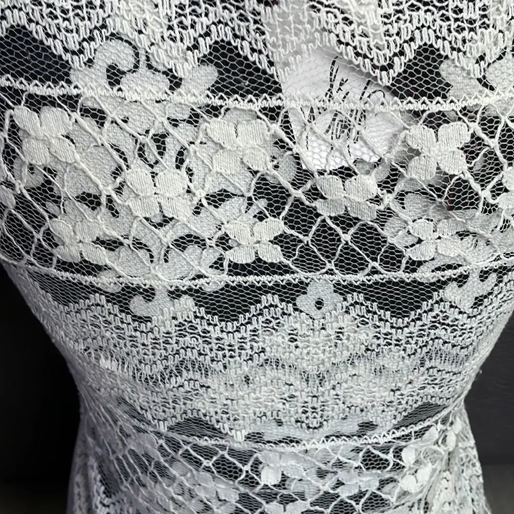 DEX LORD & TAYLOR NWT Sheer Ivory Lace T-Shirt Size Small - Image 4