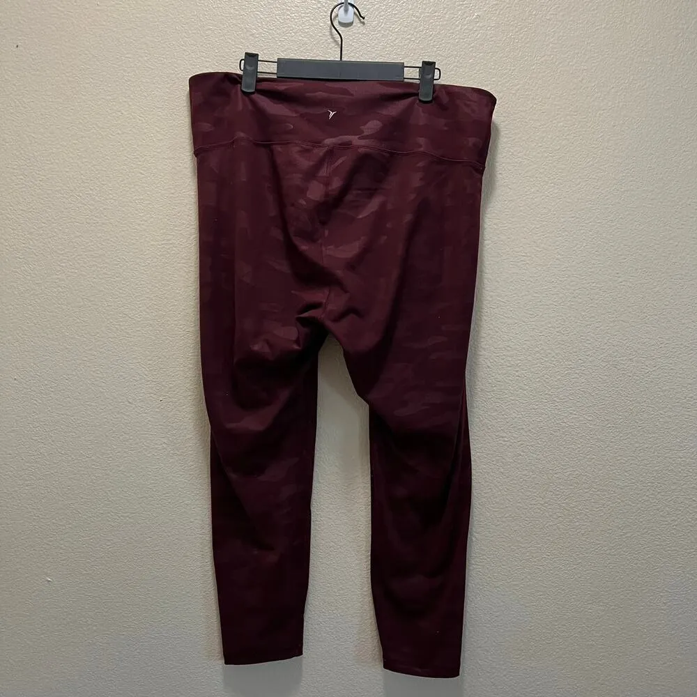 Old Navy Active Elevate Legging Go-Dry Maroon Camouflage Activewear Sz M - Image 2