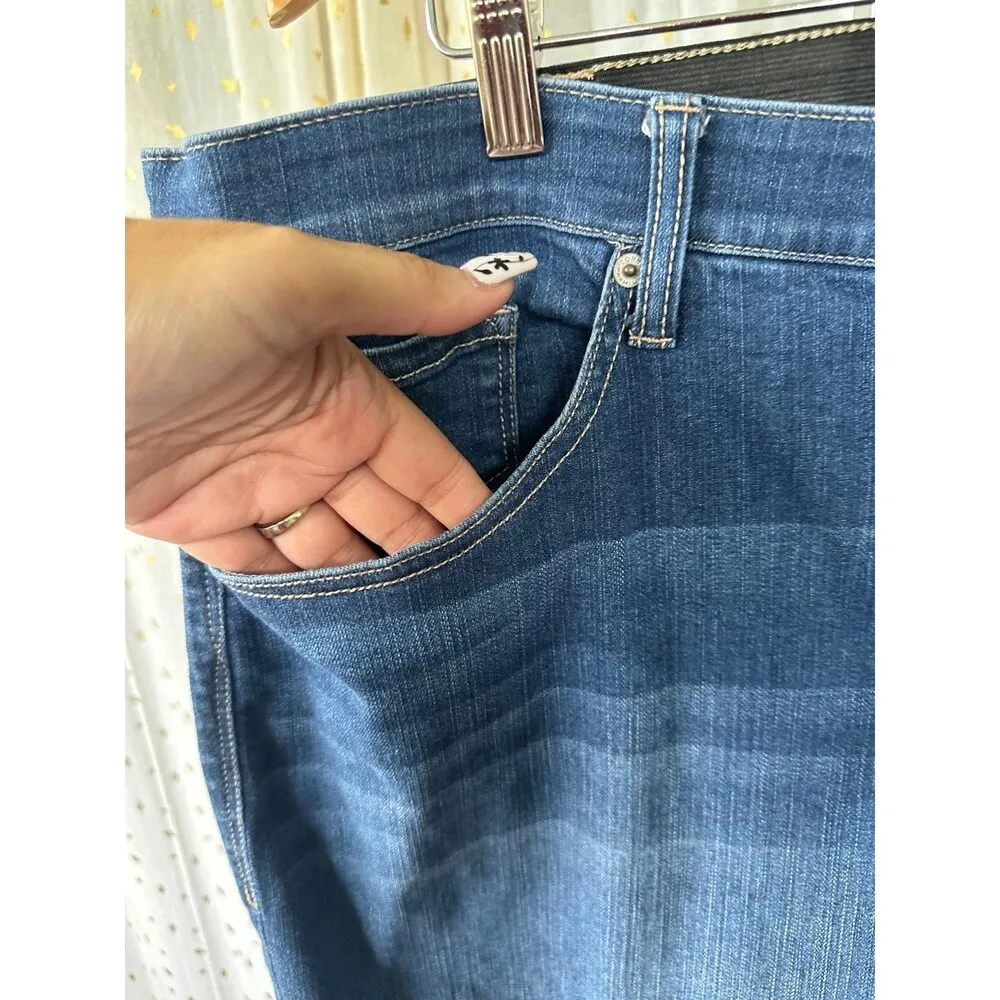 Torrid Sky High Skinny Medium Wash Distressed Elastic Waistband Denim Jeans 26R - Image 3