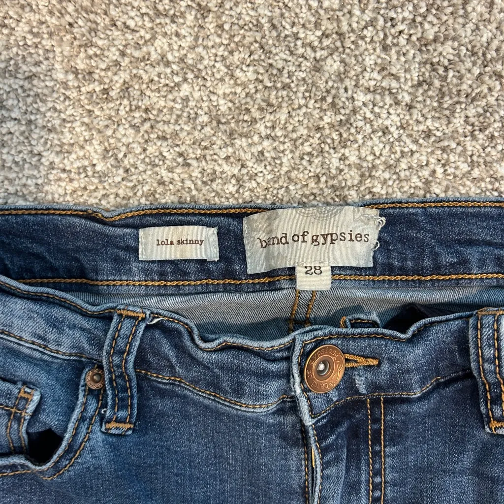 Band of Gypsies Lola skinny Dark Blue Distressed jeans‎ size 28 - Image 3