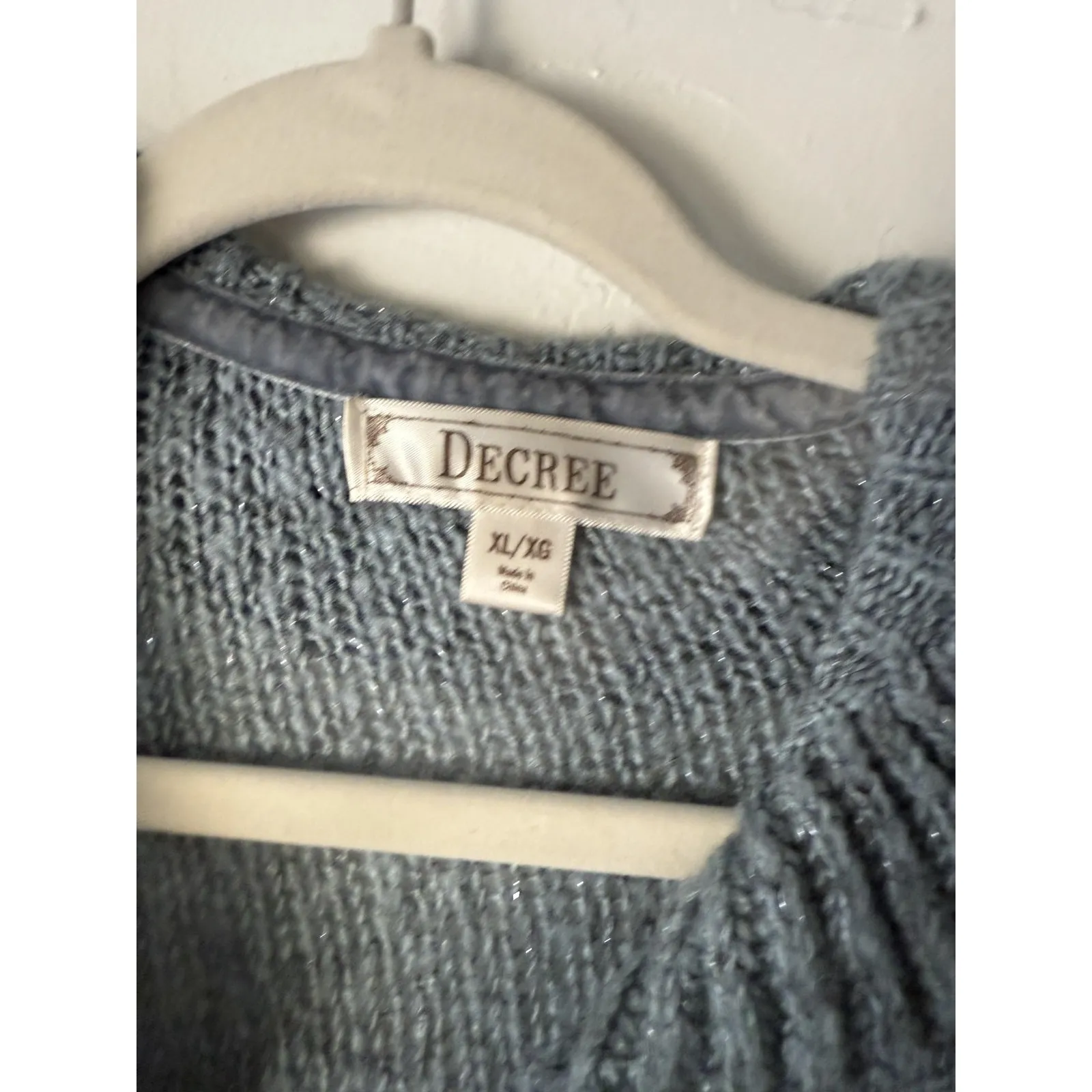 Decree Sweater Y2k XL‎ Gray Metallic Ruffle Open Cardigan Knit Cropped Soft - Image 5