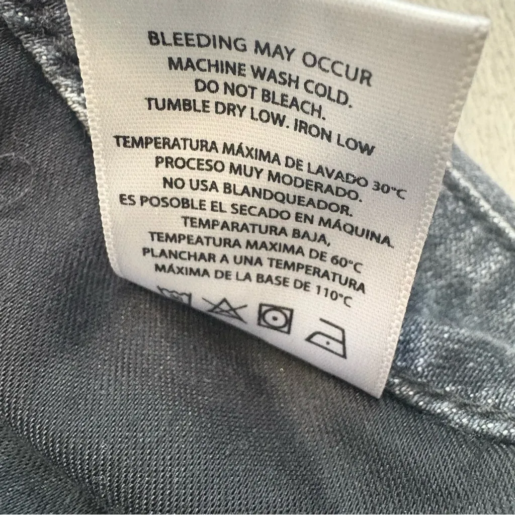 HIDDEN JEANS Logan High Waist Ankle Wide Leg
Dad Jeans, Sz 29 Black - Image 12