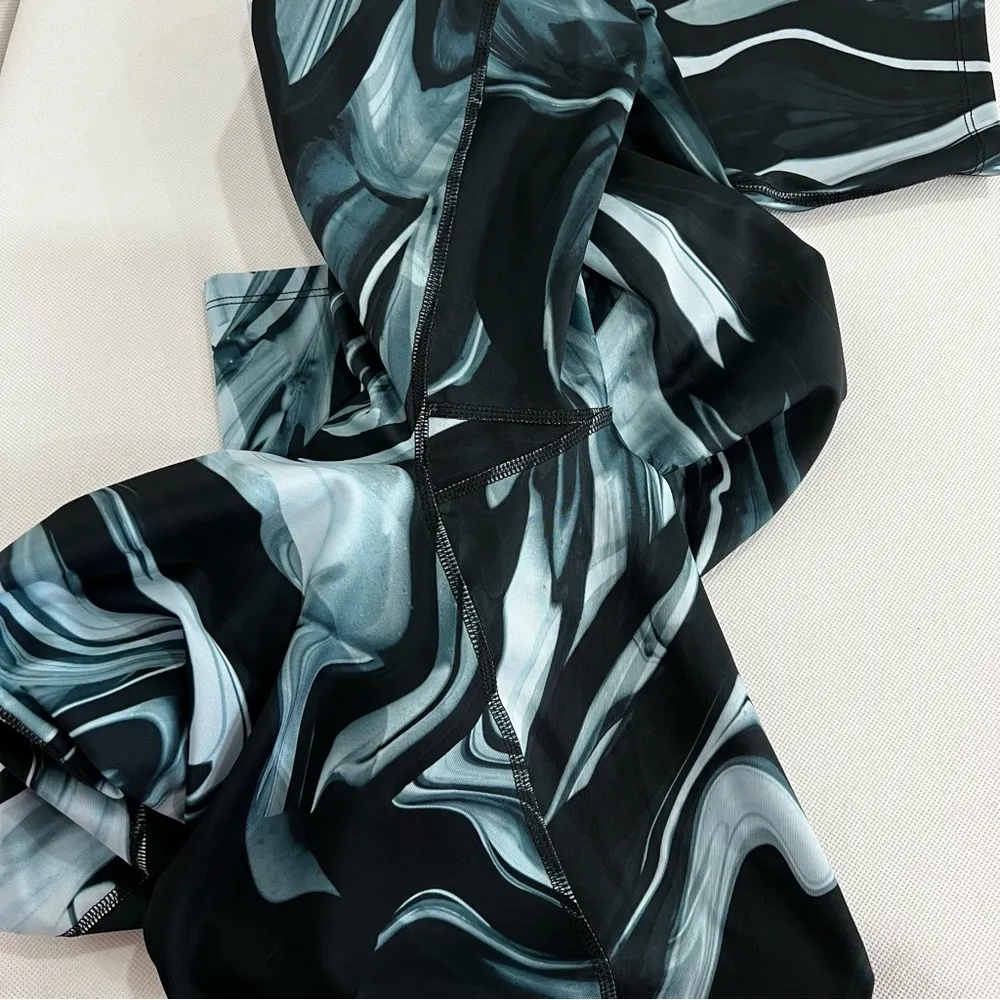 SPANX Booty Boost 7/8 Printed Marble Leggings Pants Teal Blue Size 1X Plus Size - Image 4