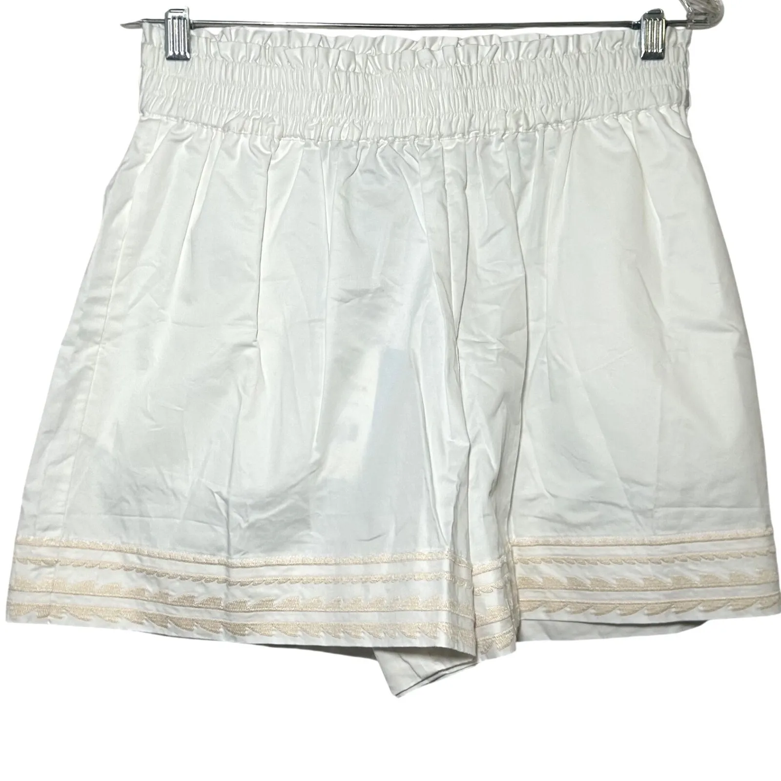 NWT Tuckernuck White Embroidered Smocked Shorts Womens L preppy minimal nautical - Image 1