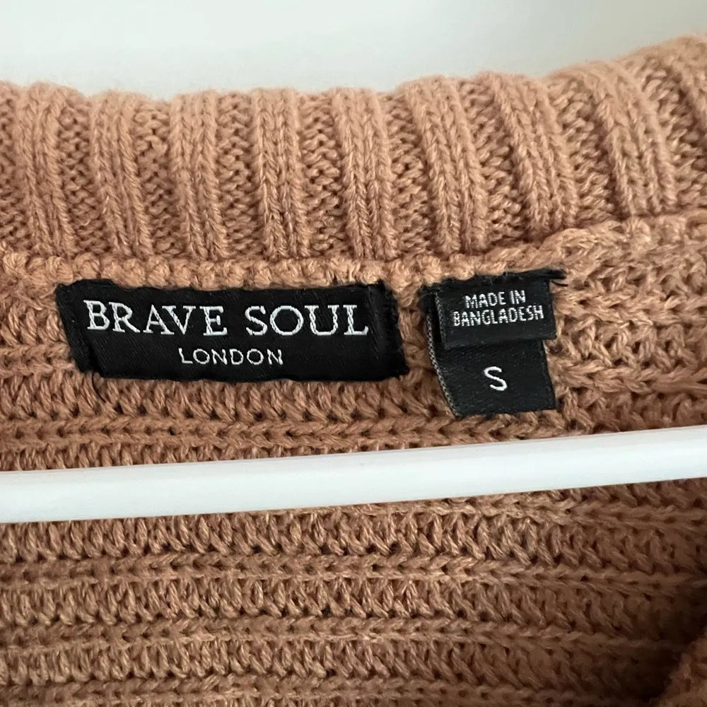 Brave Soul Tan V-Neck Sweater Ribbed Knit - Image 3