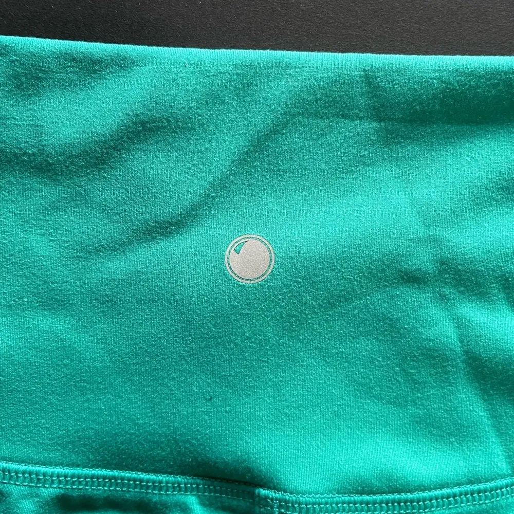 YOGALICIOUS Eclipse Crossover 7” Biker Shorts Dynasty Green Women’s Sz XS NWT - Image 5