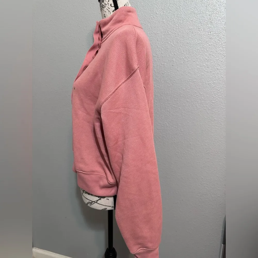 New with tags AMERICAN EAGLE CROPPED HENLEY FLEECE SWEATSHIRT - Image 9