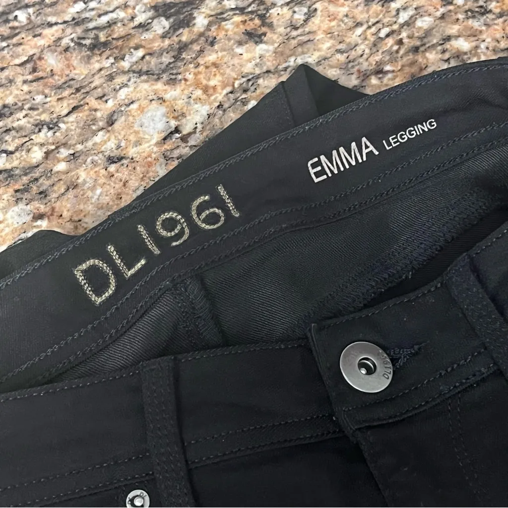 DL1961 Emma Black Low Rise Legging Jeans Size 27 | Stretch Skinny Y2K Goth Biker - Image 8