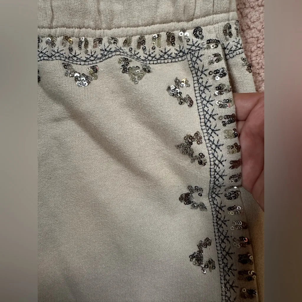 Free People One Size Large Three Wishes Embroidered Sweatpants Minor Wash wear - Image 3