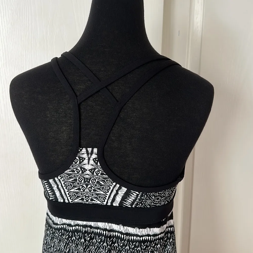 ATHLETA BLACK & WHITE GEOMETRIC ATHLETIC SPORT GOLF TENNIS DRESS - Image 4