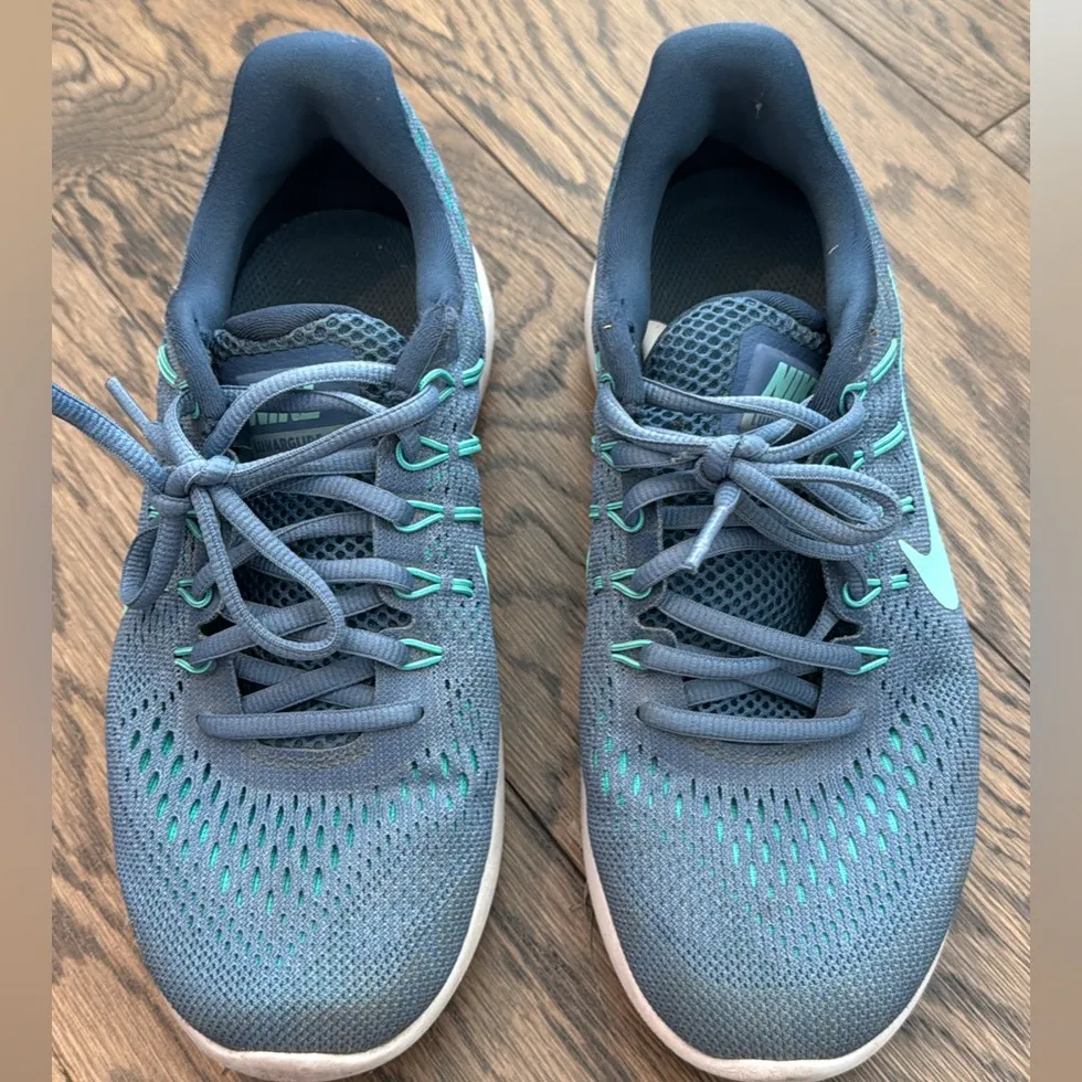 Nike Teal Athletic Shoes size 7 - Image 2