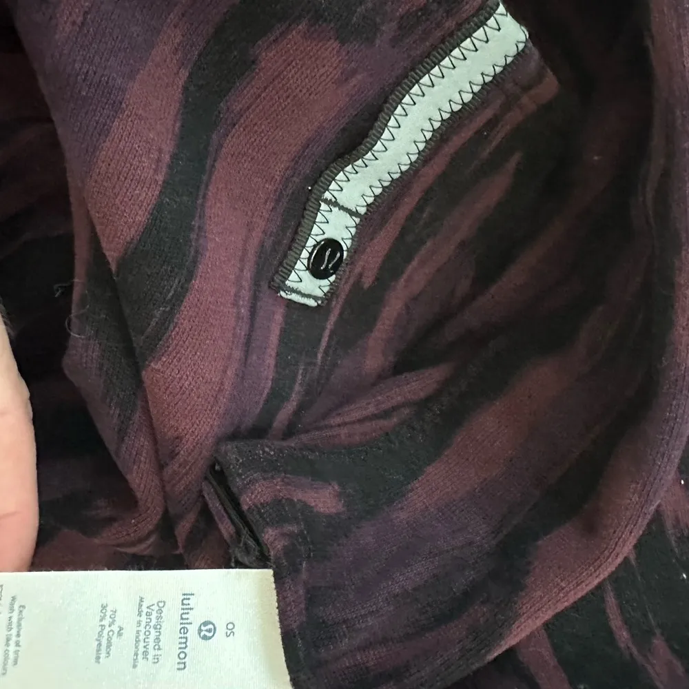 Lululemon Foulard Vinyasa Scarf Soft Black Fleece Pabo Black Camo - Image 6