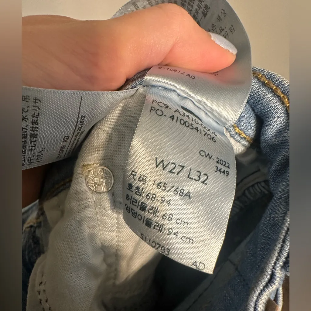 Levi's 726 Flare Jeans in Classic Blue Vintage - Image 8