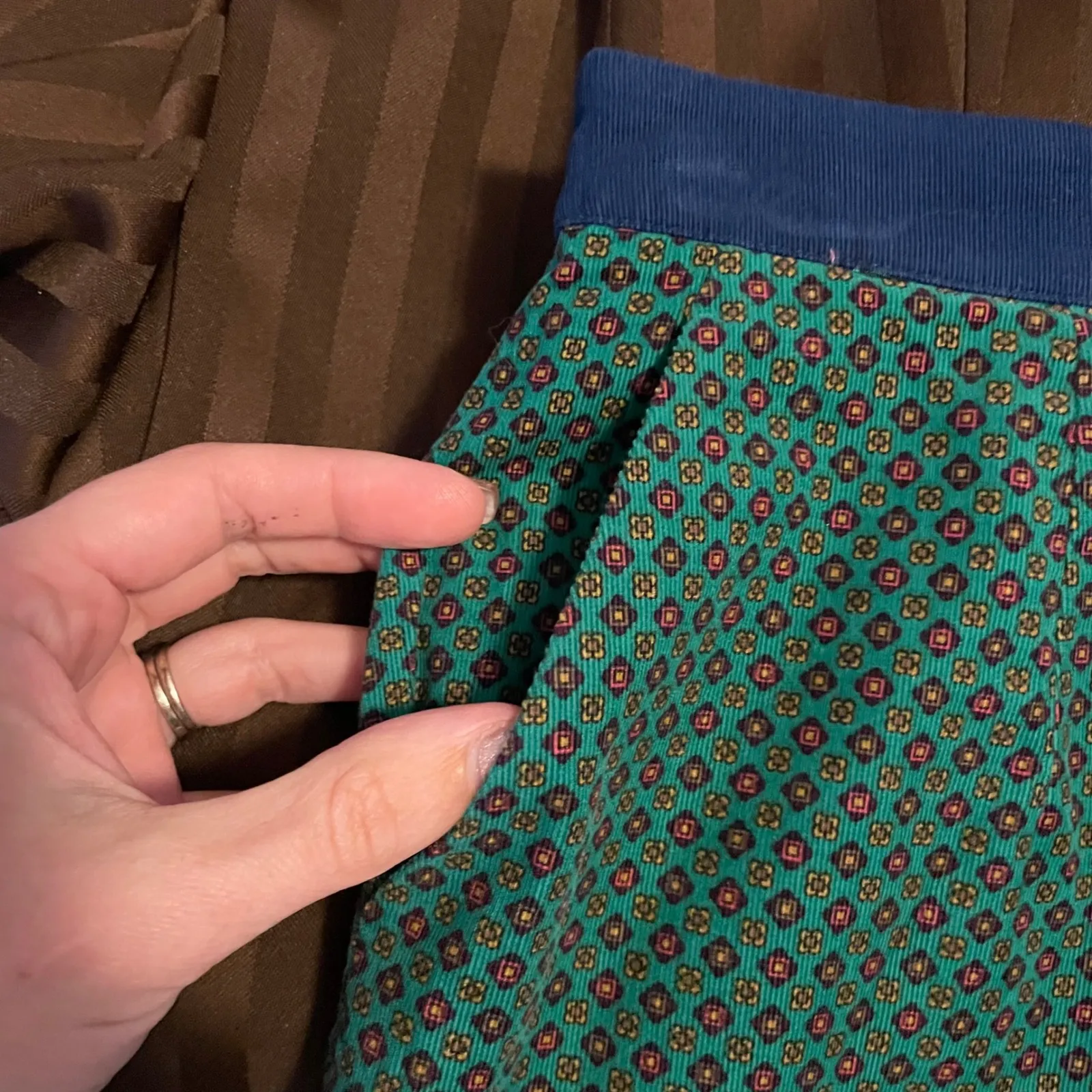 Edme Esyllte Women's Pencil Skirt Size 2 Green Paisley Floral Print Career - Image 3