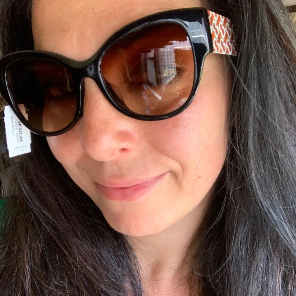 Authentic BURBERRY 54 Butterfly acetate sunglasses - Image 6