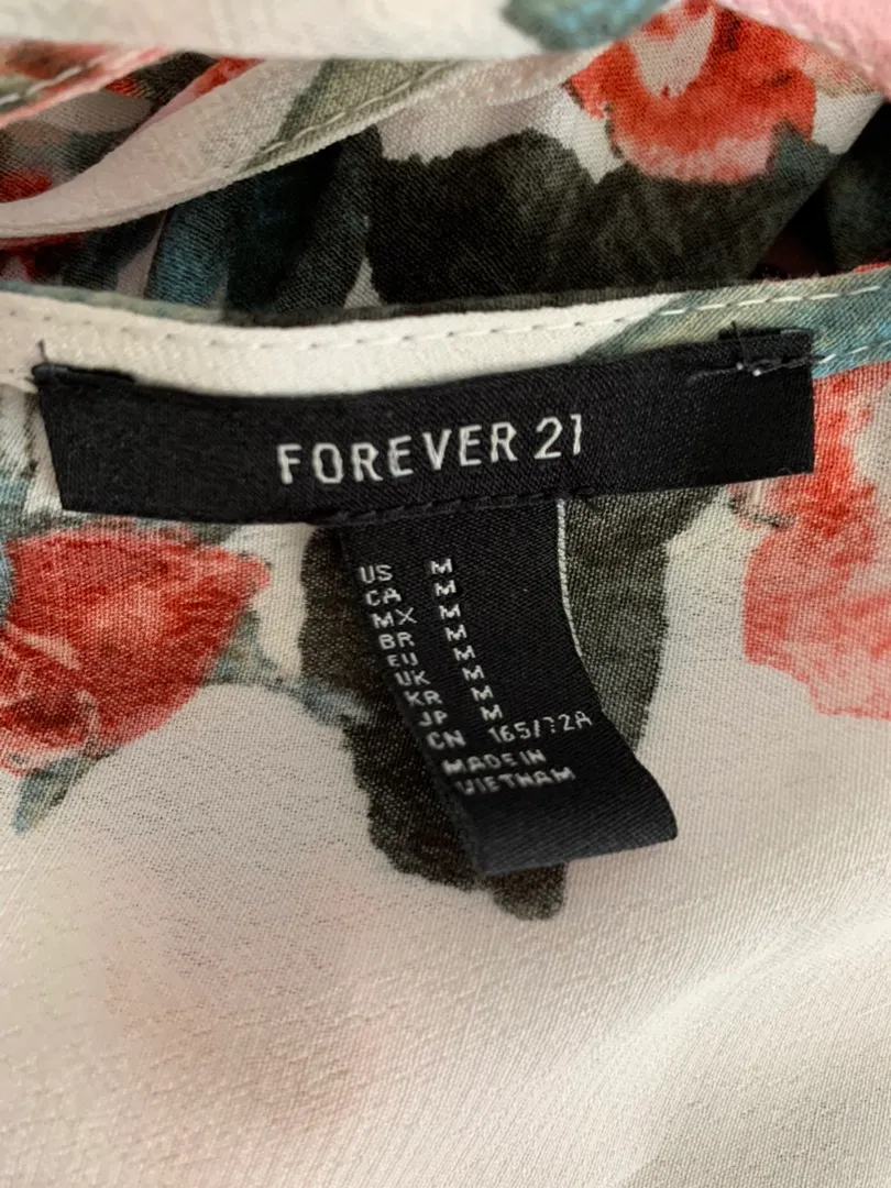 Forever 21 Floral Romper - Image 4