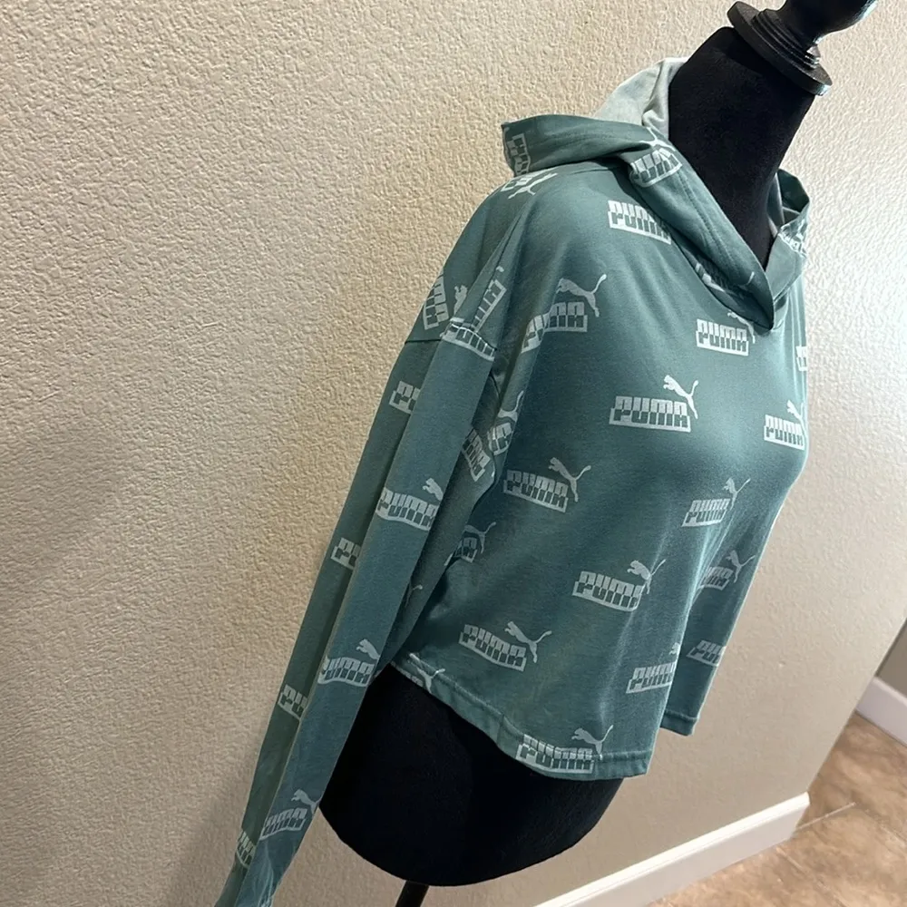 New Puma Amplified crop Hoodie - Image 3