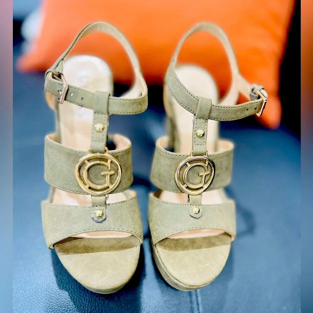 GUESS Womens Olive Green Tall Wedge Suede Espadrilles - Size 61/2 like new - Image 7