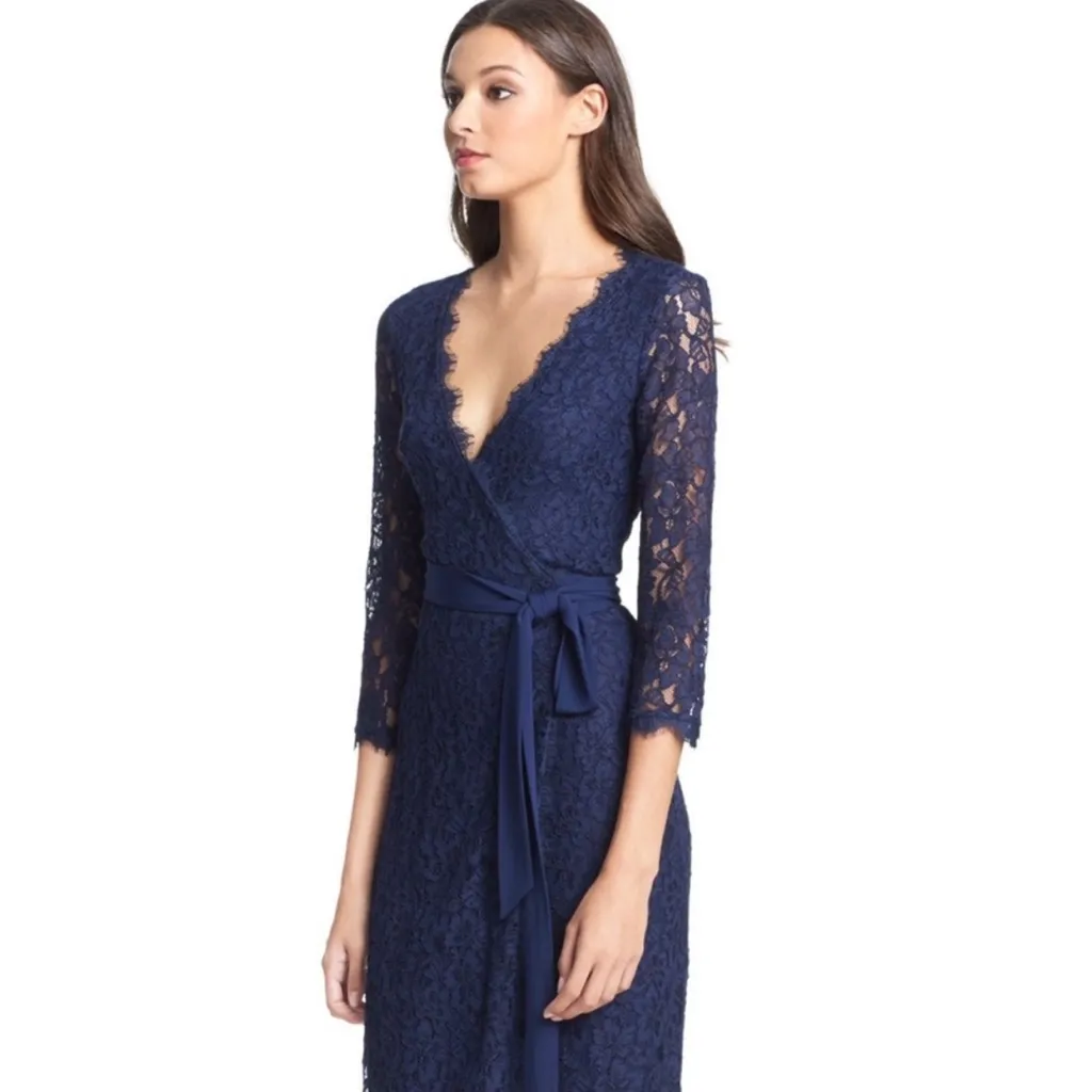 DVF Diane Von Furstenburg Julianna 3/4 Sleeve Navy Lace Wrap Dress Size 2 - Image 14