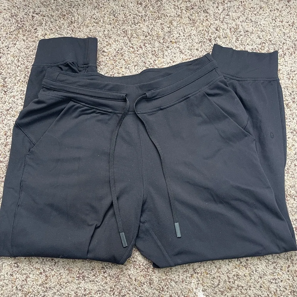 Lululemon Ready to Rulu Jogger Crop Black size 8 - Image 7