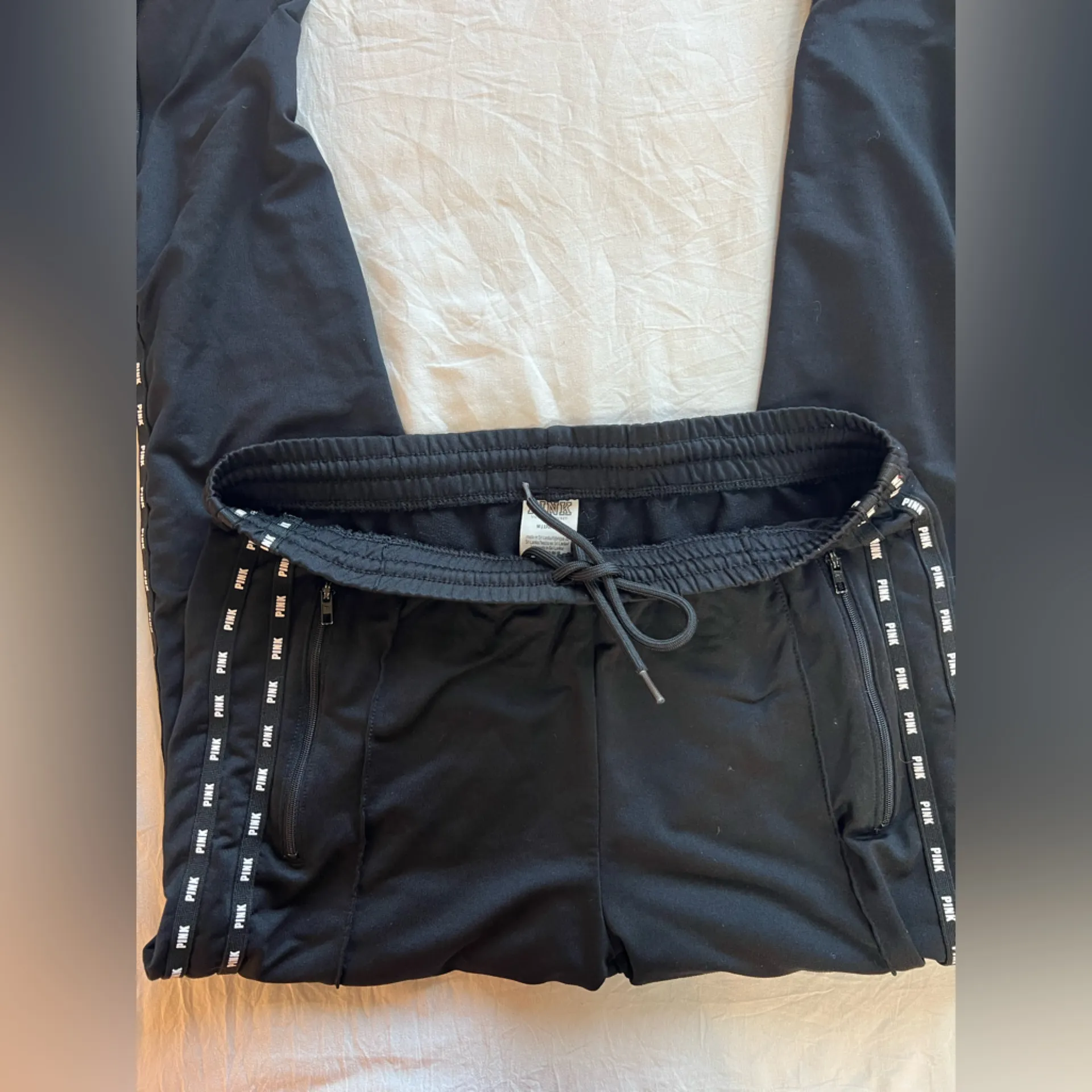 EUC Victoria's Secret Pink Black Track Active
Skinny Jogger Logo Pants Size‎ M - Image 6