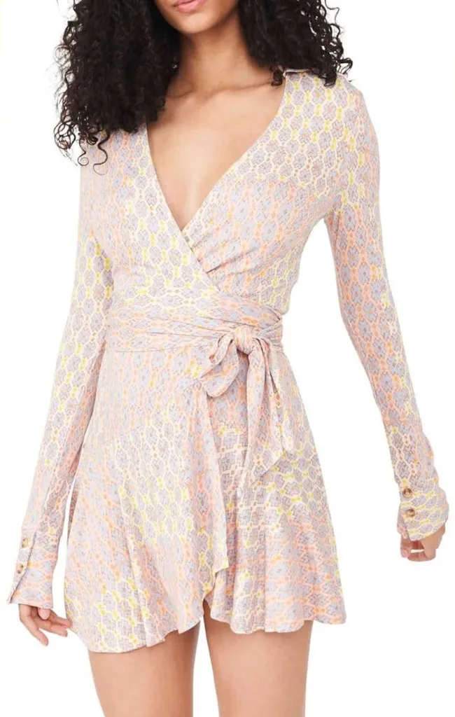 form fitting white lace dress Rey White Lace Maxi Dress And Bolero - US 14
