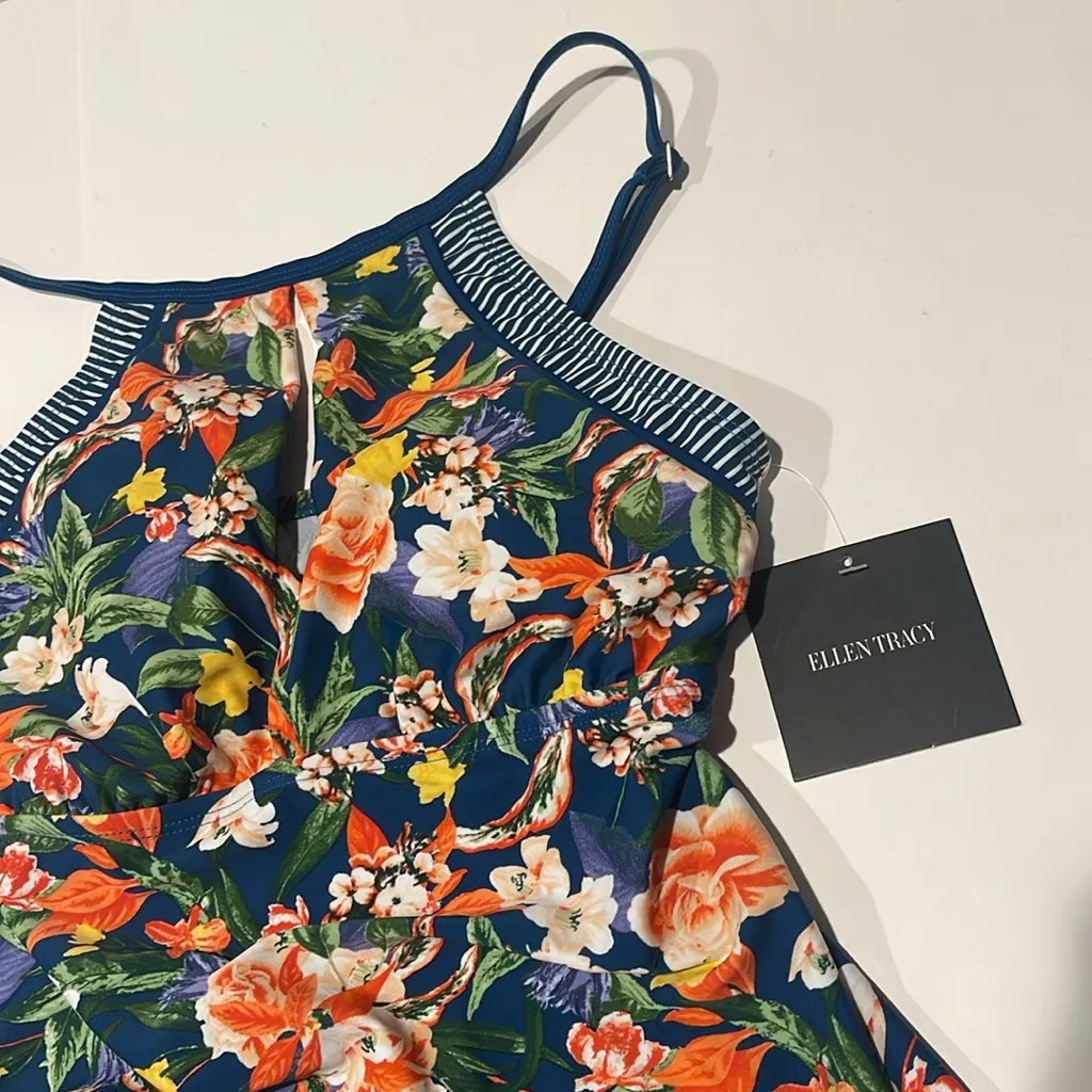 🇺🇸Ellen Tracy floral NWT navy halter striped swim top tankini 8 - Image 2