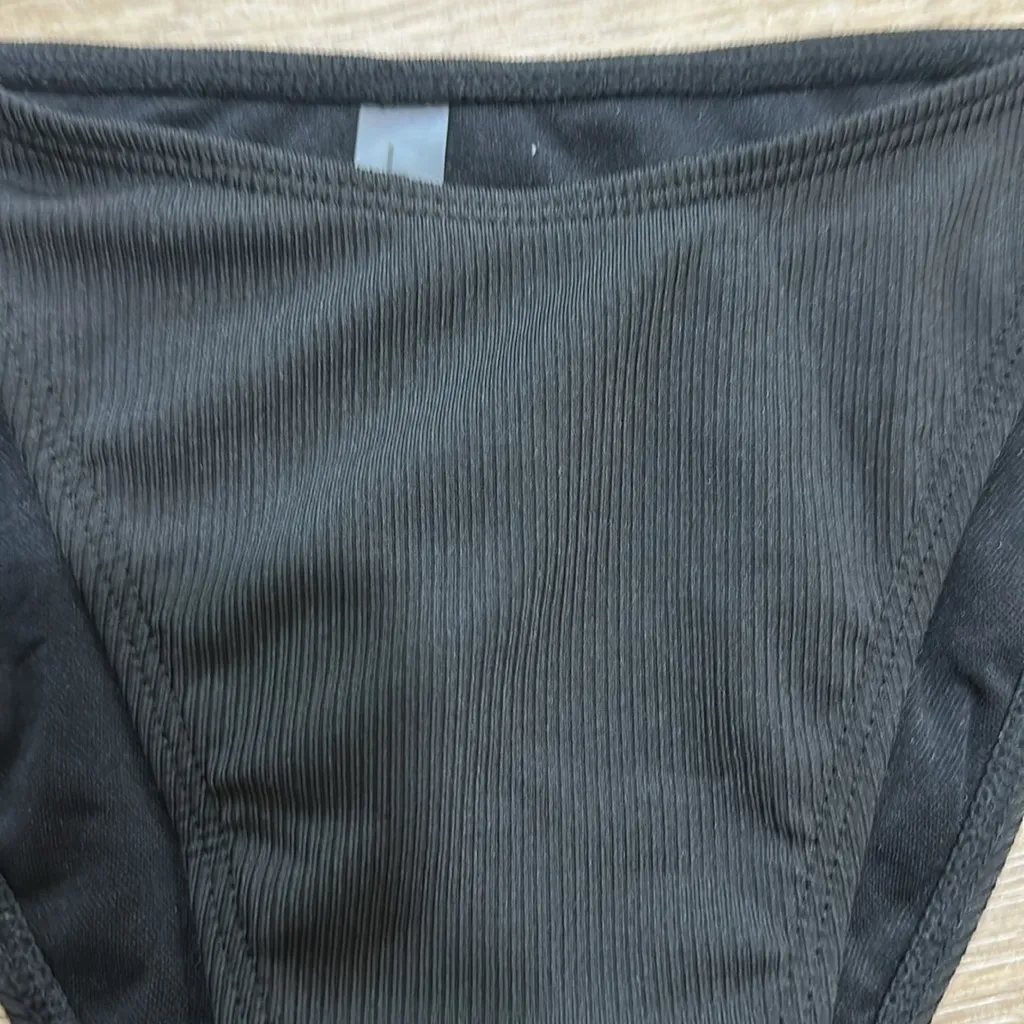 NWT Black Triangle Bikini Set - Image 2