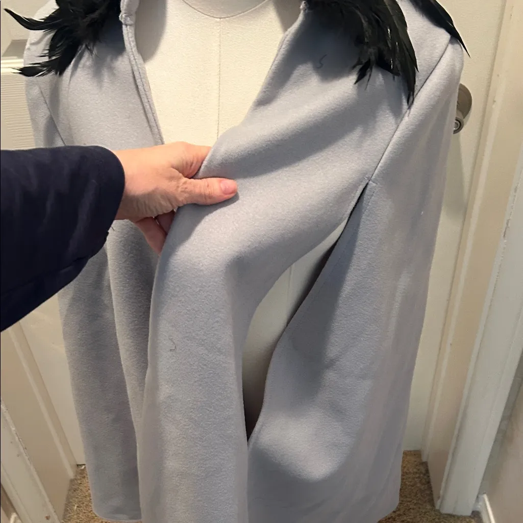 Source Unknown Elegant Gray Women's Cape with Feather Detail - Image 3