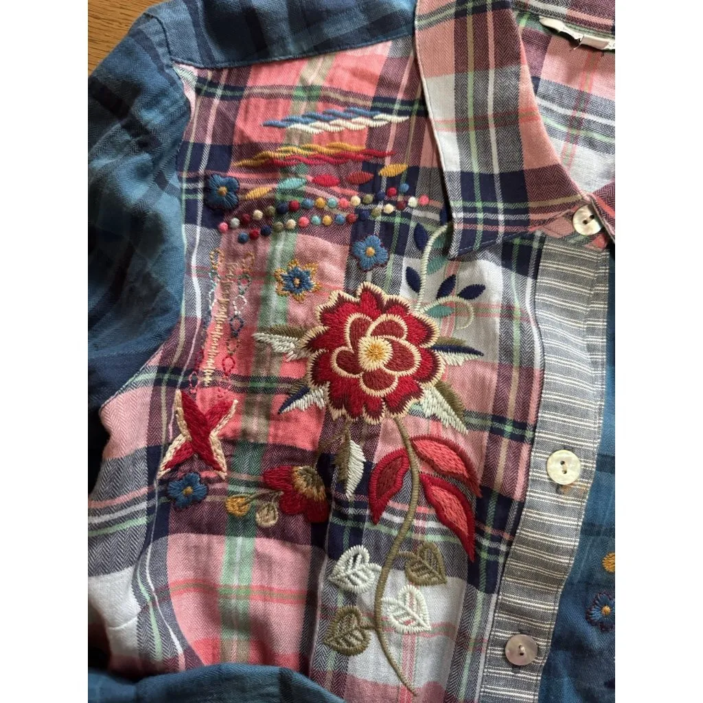 John Mark Women Size Large Button Down Floral Embroidered Flannel Boho Peasant - Image 11