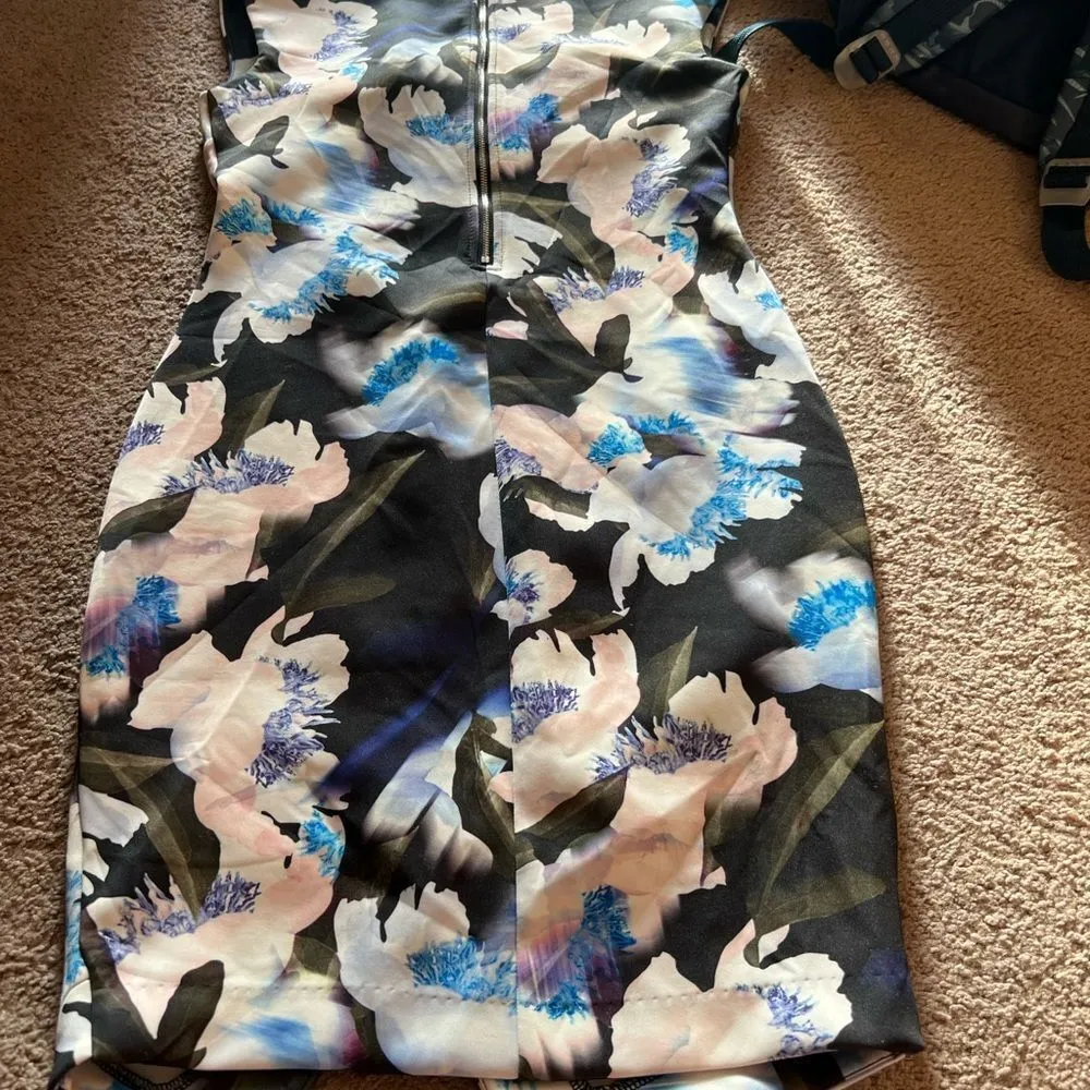 NWT bar III floral dress small - Image 7