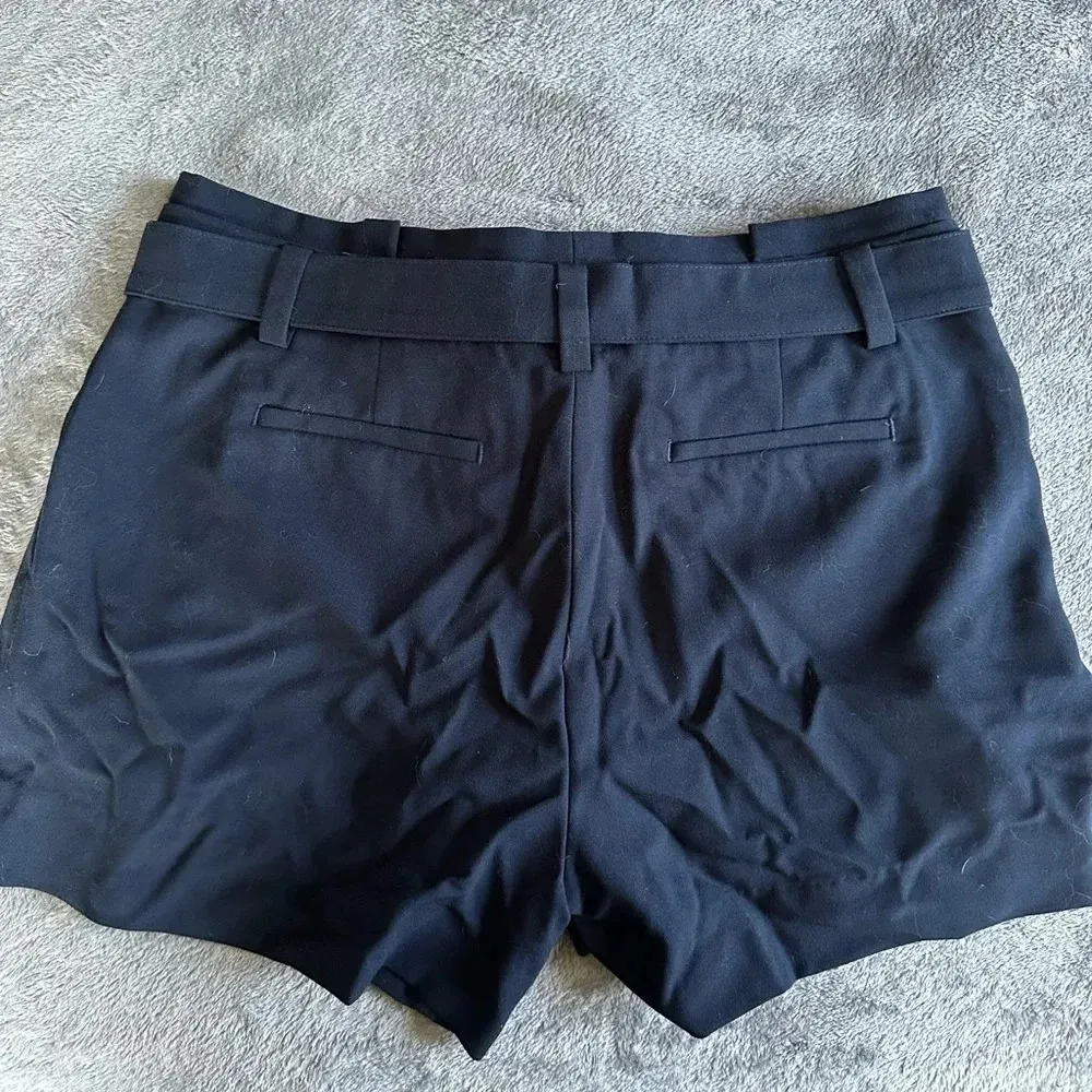 Banana Republic Tie Belt Navy Shorts Women's Size 8 Casual Coastal - Image 4